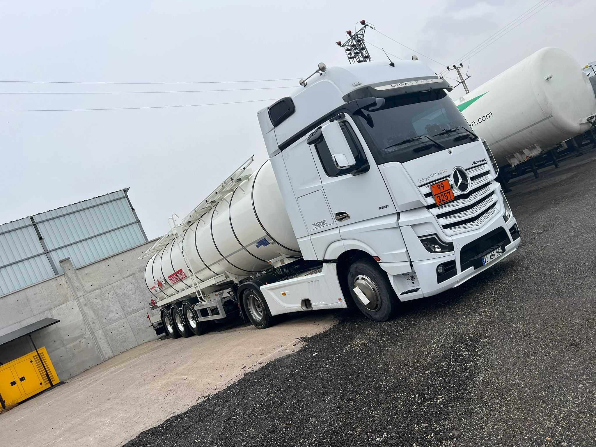 bitüm-nakliye-kamyon